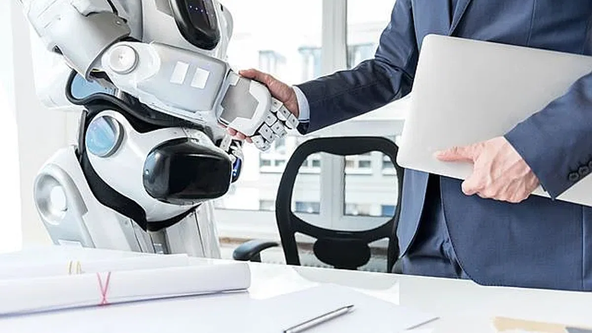 2030'da İşgücünün Yüzde 40'ını İnsansı Robotlar Oluşturacak