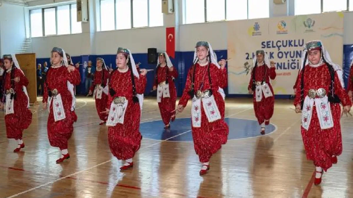 Konya Selçuklu'da 2. halk oyunları şenliği tamamlandı