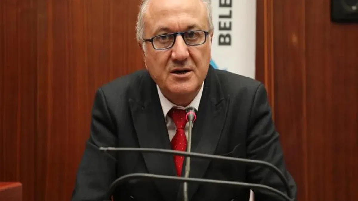 İzmit Belediye Başkan Yardımcısı Erdem Arcan istifa etti