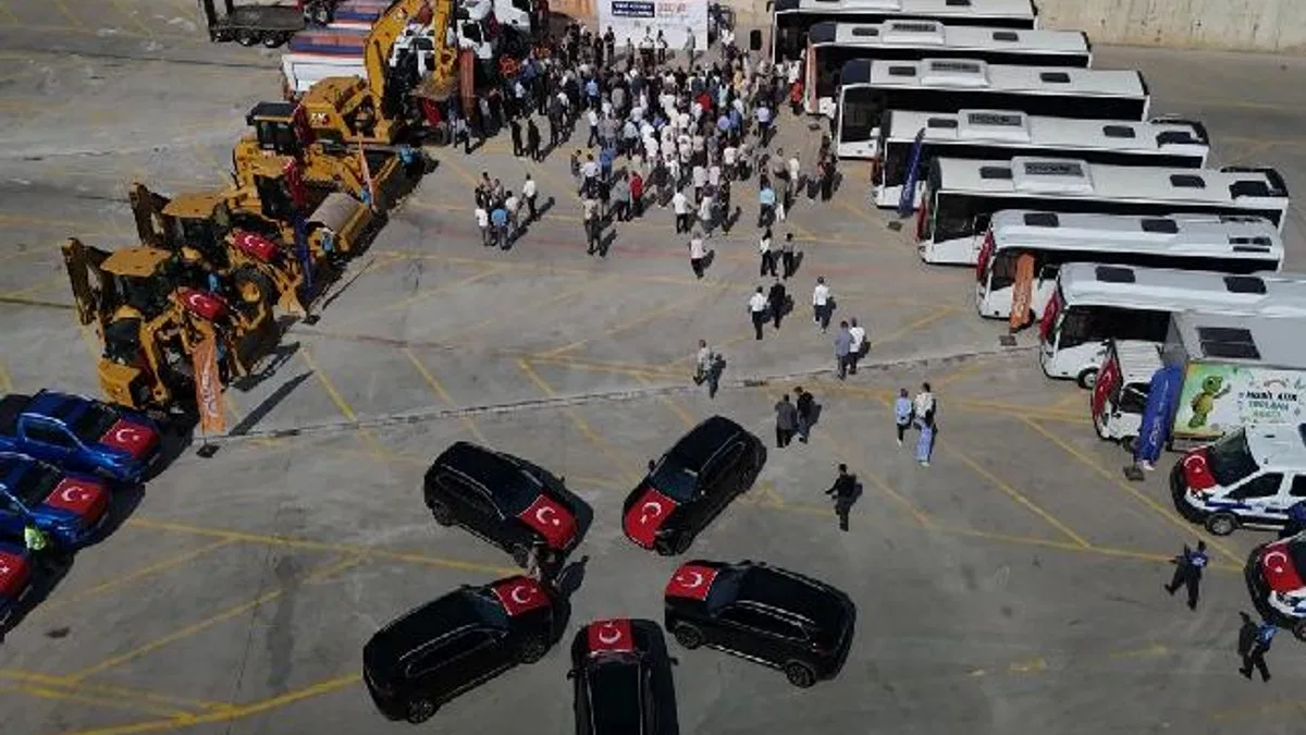 Gebze Belediyesi 32 yeni aracı hizmete aldı