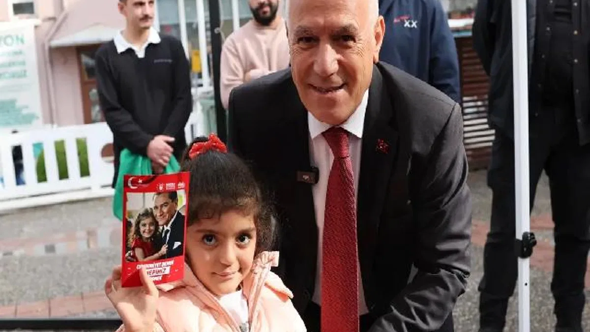 Bursalılar Atatürk ile aynı karede