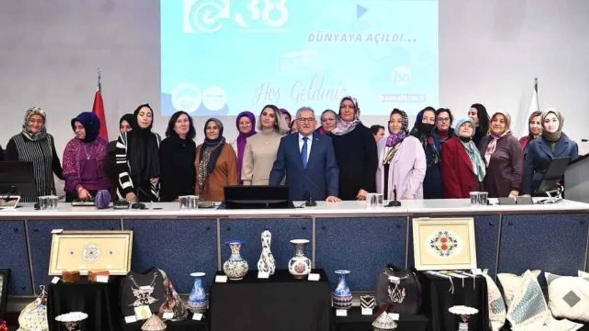 e 38 kent ekonomisini canlandırıyor