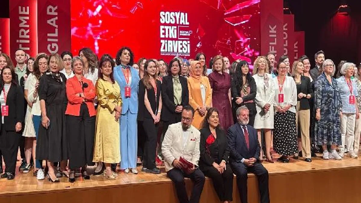 Sosyal Etki Zirvesi’nden güçlü mesaj: Eşitsizliklerden eşitlik arıyoruz