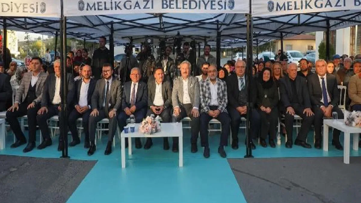 Kayseri Melikgazi Belediyesi Keziban-Davut Sapayer Akıl Küpü Kütüphanesi açıldı