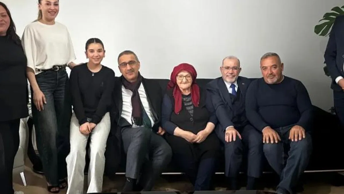 AK Parti Sakarya'dan şehit ailelerine vefa ziyaretleri