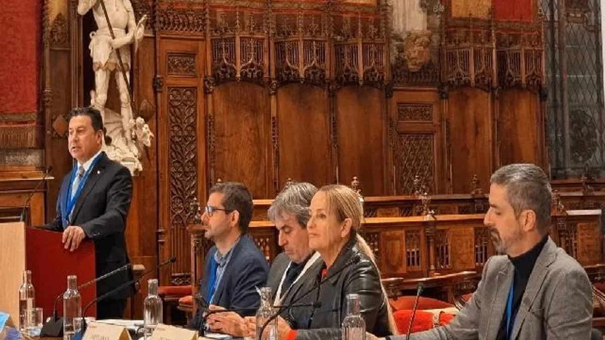 Başkan Aras, Barselona’daki MedCities Genel Kurulu’nda konuştu