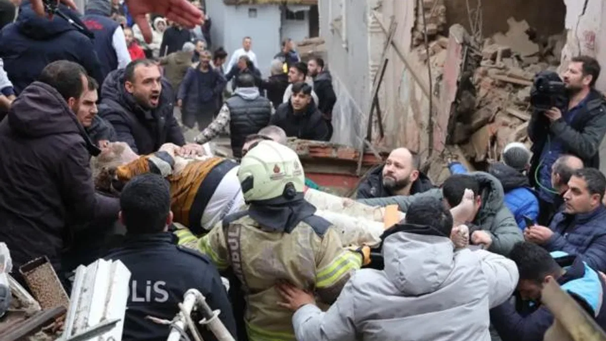 Fatih’te son durum: 1 Ölü, 10 yaralı!