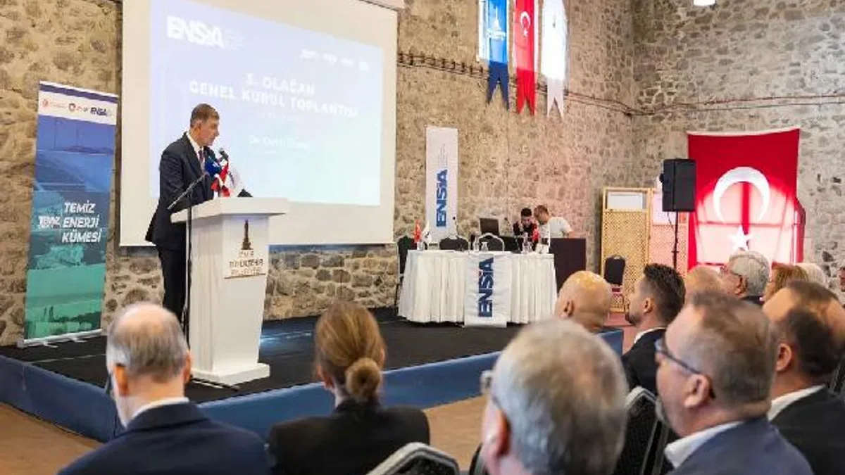 İzmir'de Başkan Tugay’dan sanayicilere yeşil dönüşüm çağrısı