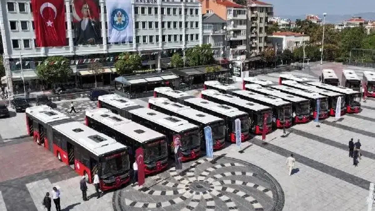 Manisa'nın ulaşım filosuna 35 yeni otobüs