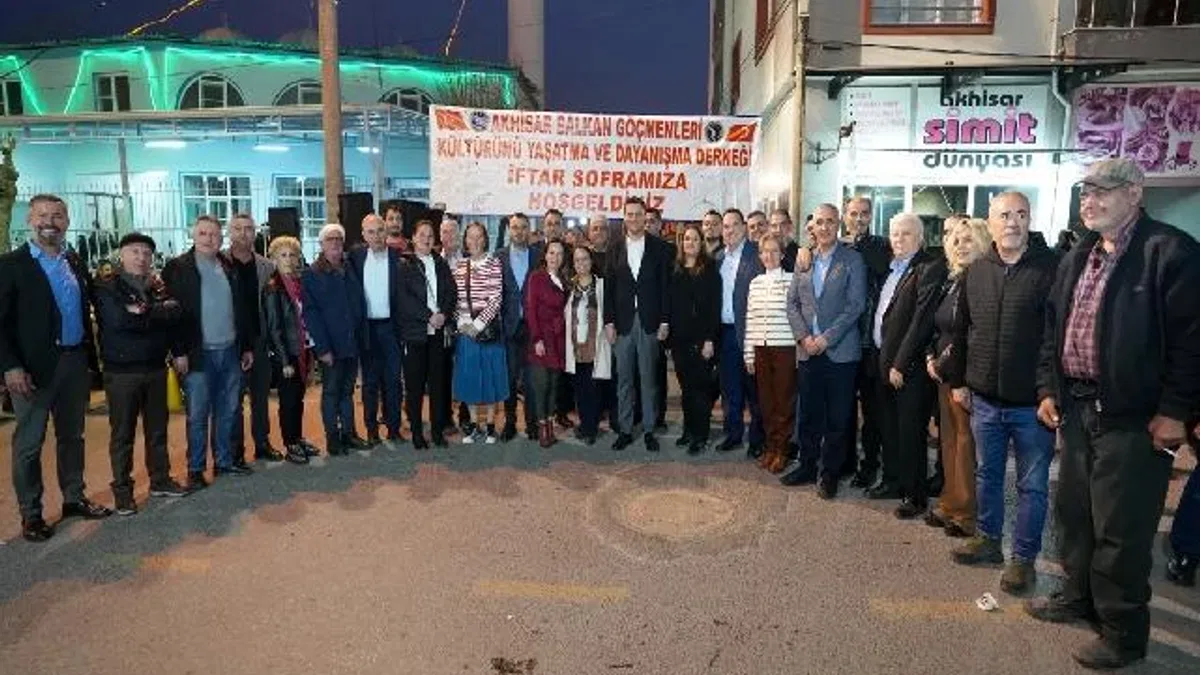 Manisa'da Başkan Zeyrek Balkan Göçmenleri ile buluştu