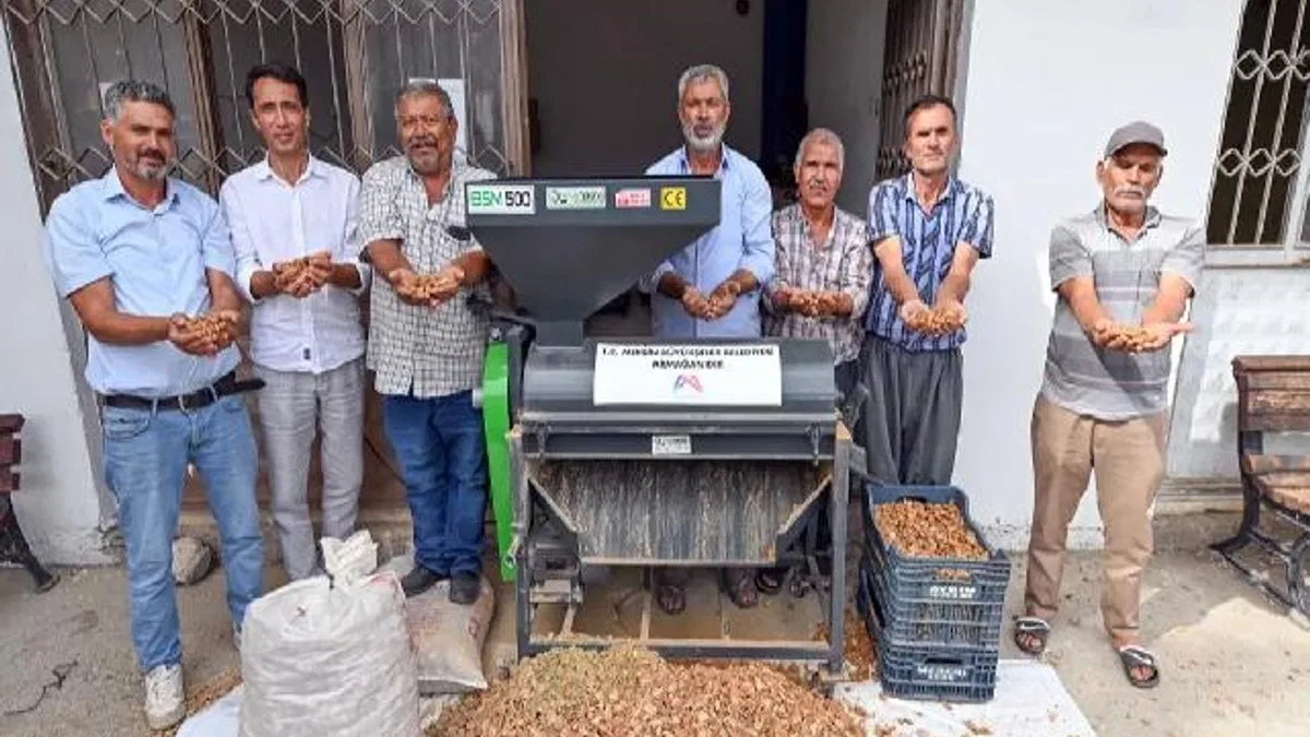 Mersin’de badem üreticisine teknolojik destek