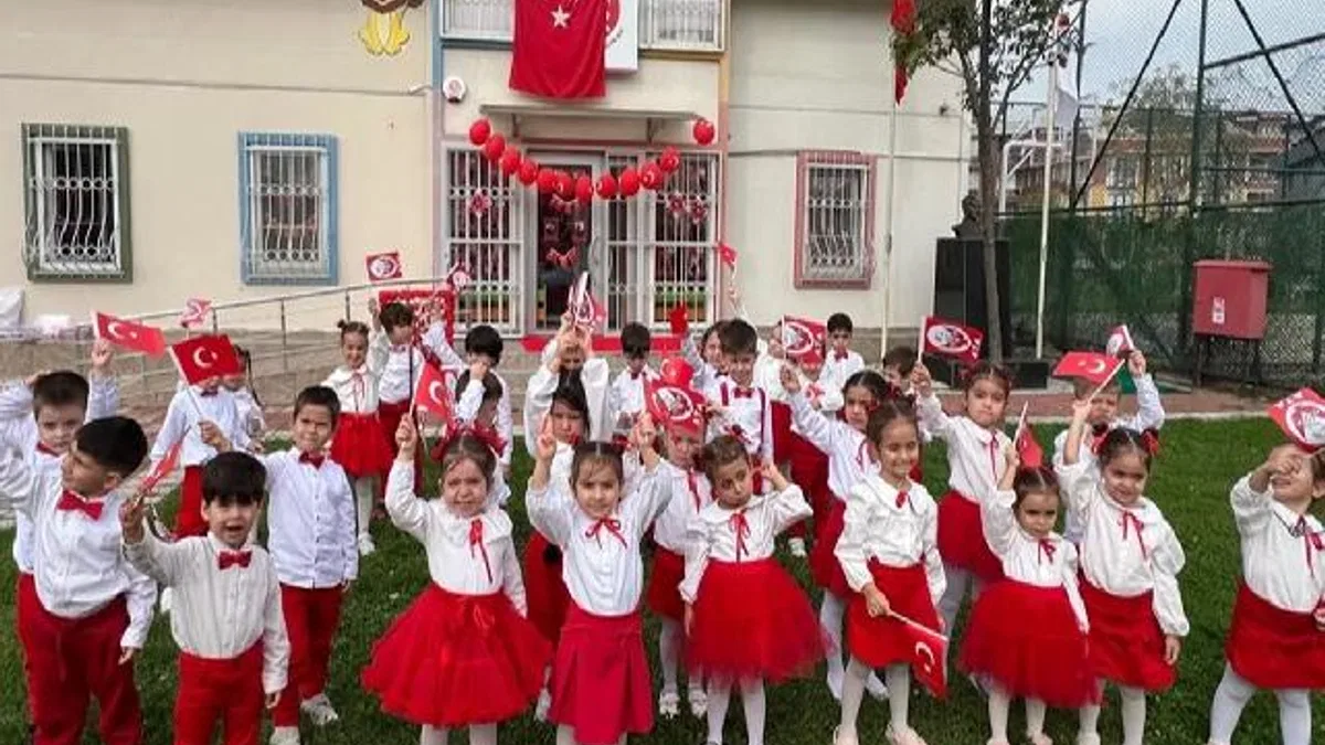 İstanbul Maltepe’de cumhuriyet coşkusu erken başladı