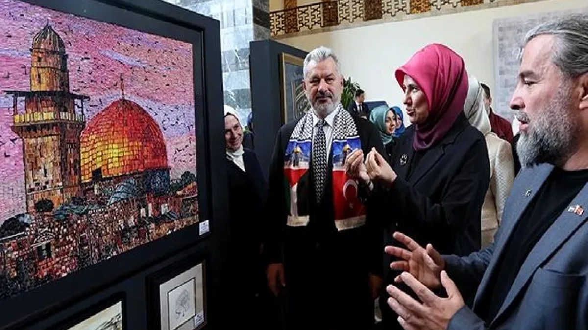 TBMM’de Gazze’ye destek sergisi "Hilalin Işığında" açıldı