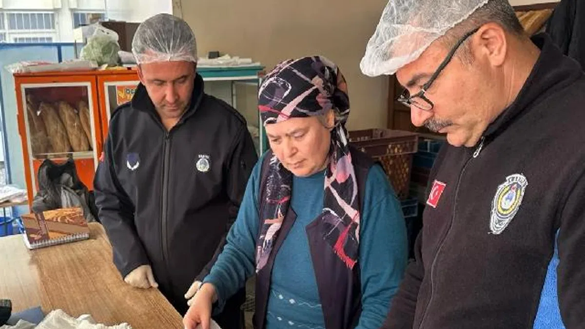 Antalya zabıtasından fırınlara sıkı denetim