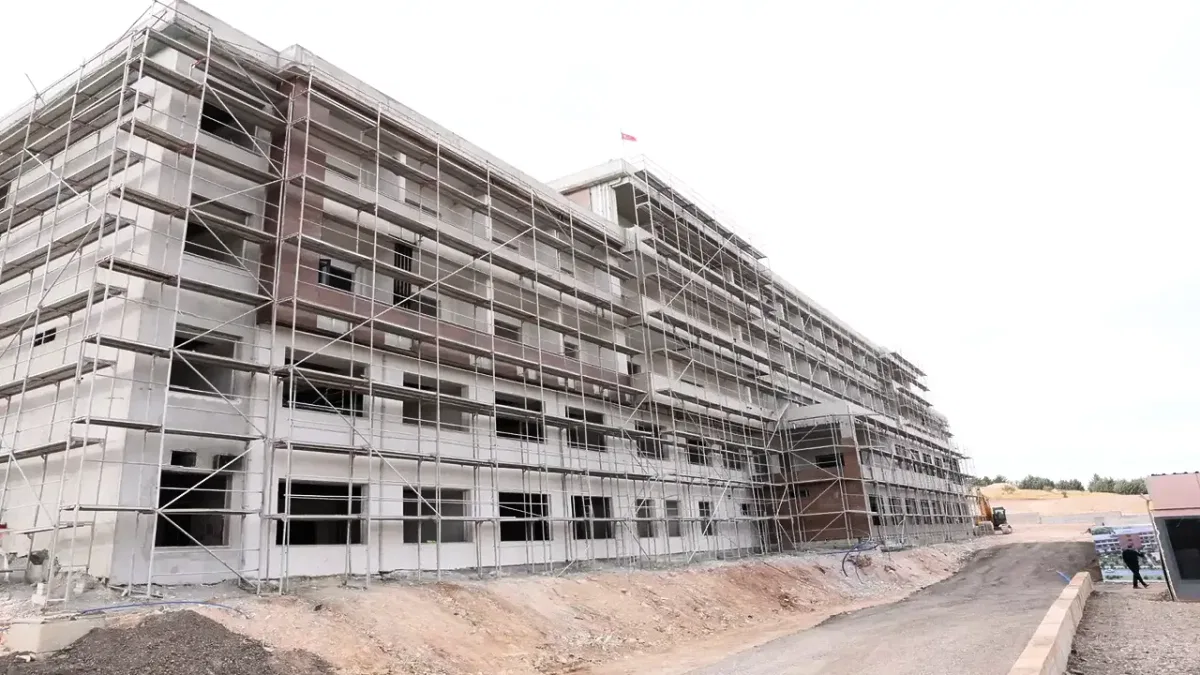 Gaziantep'te yapımı süren Yaş Bakım ve Rehabilitasyon Merkezi’ne ziyaret