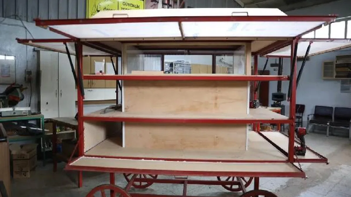İzmit Belediyesi atölyeleri fabrika gibi