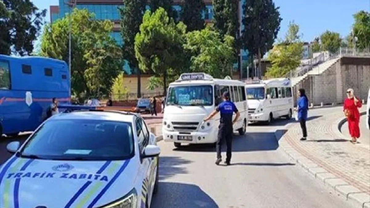 Zabıta, trafik ve yolcu konforu için sahada