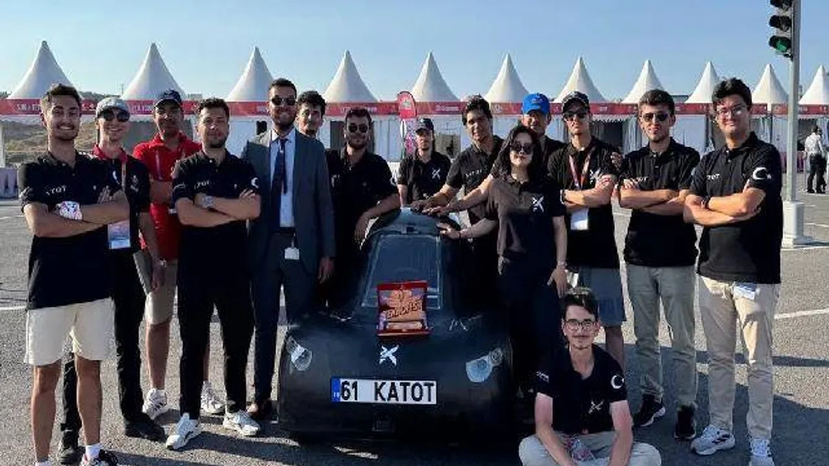 TEKNOFEST 2025’te KTÜ’ye 'Özgün Yazılım' ödülü