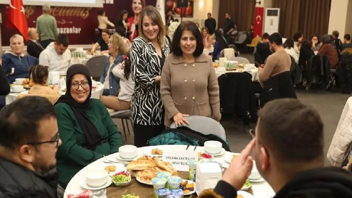 İzmit'te özel bireyler ve aileler aynı sofrada buluştu