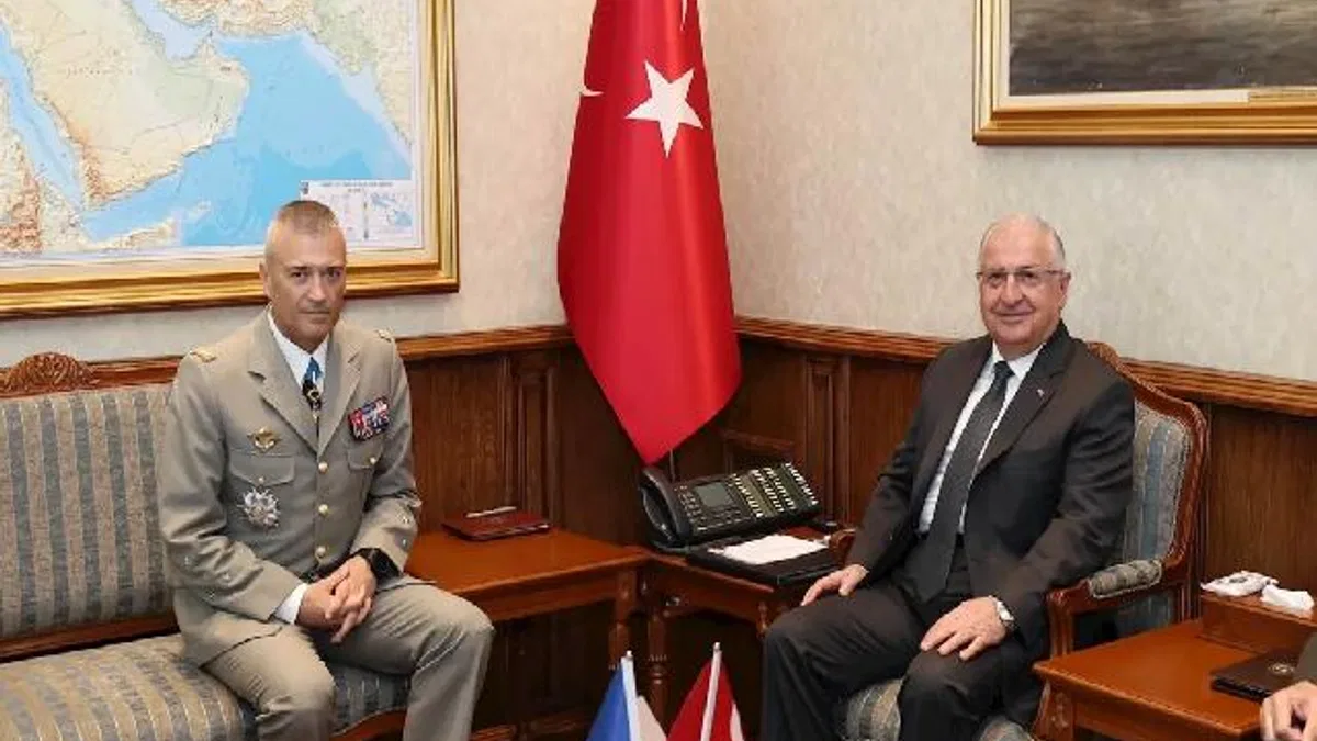 Bakan Güler, Fransa Genelkurmay Başkanı Burkhard’ı kabul etti