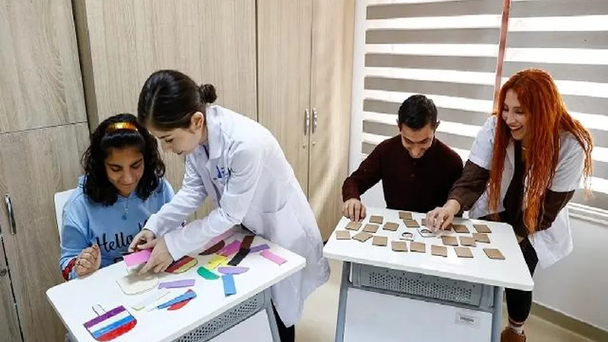 Antalya Büyükşehir’in “Mola Evleri” özel bireylerin ailelerine nefes aldırıyor