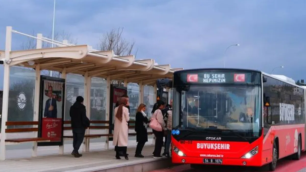 Sakarya'da Ramazan'a özel metrobüs ayarı